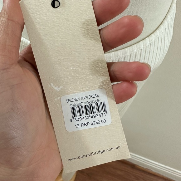 Bec + Bridge Selene V Maxi Dress - Picture 5 of 11